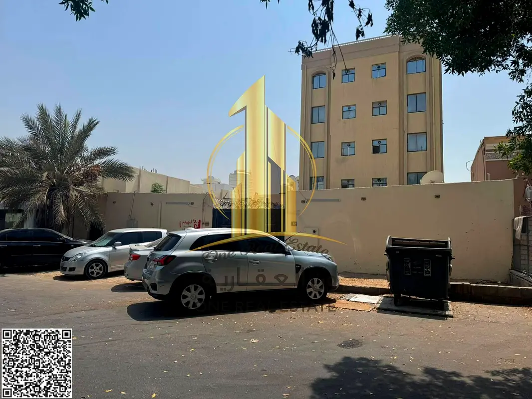 🏡 Arabic House for Sale in Al Nuaimiya, Ajman 📍 Location: Al Nuaimiya, Ajman 📐 Plot Area: 3,000 sq. ft. 💰 Asking Price: AED 800,000