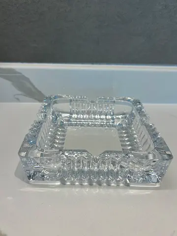 Large glass ash tray