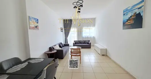 Furnished 1-Bedroom Apartment with Living Area – Partial Garden & City Views – Parking Included