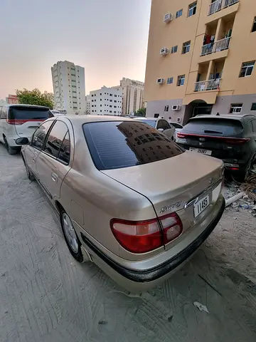 2002 Nissan SUNNY 照片 8