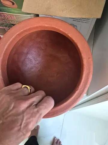 Clay pot in karama
