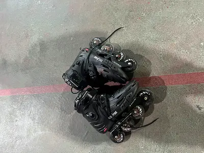 Black Inline Rollerblades (Used) - Size 9 inch