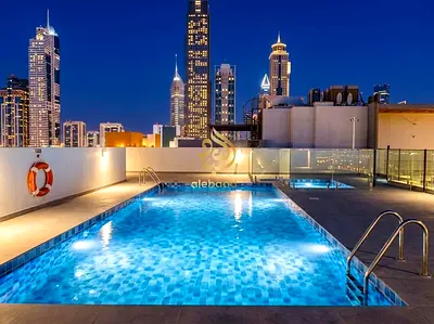 Amazing studio apartment available now with all amenties prime location