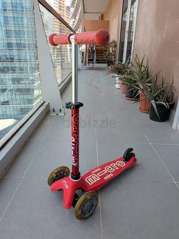 Red Micro Mini Kick Scooter - Kids 3-Wheel, Adjustable T-bar