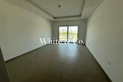 Spacious | Vacant | Built In Appliances