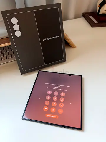 Samsung galaxy Z Fold 8 ultra 512gb new