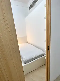 Small Room for Rent - Ladies Only Apartment Al Barsha 1