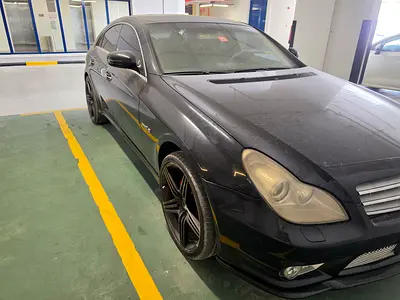 صورة 2 لـ 2004 Mercedes-BENZ CLS