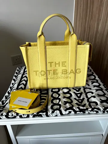 Marc Jacobs The Tote Bag small leather