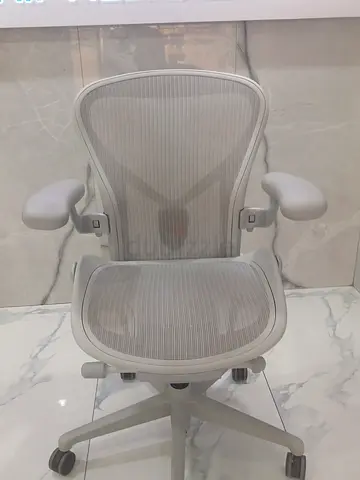 Selling For Herman Miller Remastered Office Chair Type B Fully Loaded Posture Fitt