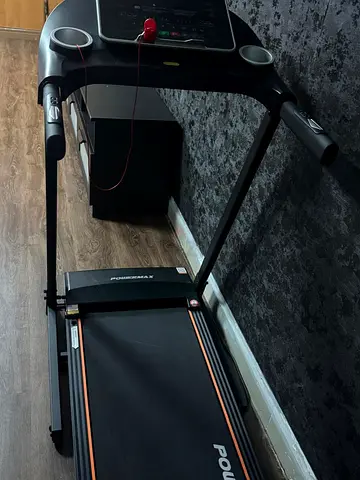 TREADMILL IN GOOD CONFITION FOR SALE