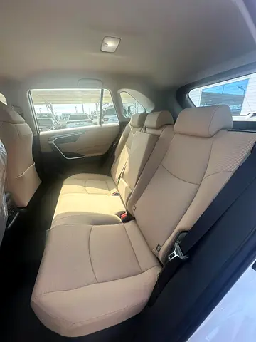 2025 Toyota RAV 4 照片 9