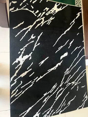 Carpet hallway runner