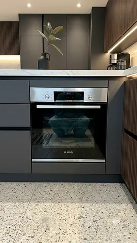 Bosch Built-In Electric Oven – Latest Model, Neat & Clean, Same-Like-New Condition