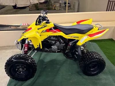 Like new Suzuki LT-R450 – 2010 Model -شبه جديدة بحالة الوكالة مخزنه سوزوكي