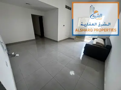 غرفتين وصاله 3 حمام بالكونه باطلاله بحريه تقسيمات وتشطيبات سوبر لوكس موقع متميز وحيوي وقريب من كل الخدمات وخطوات من الكورنيش