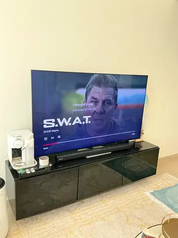 TV bench in good flawless condition