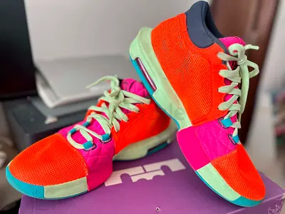Nike LeBron Witness 5 Basketball Shoes