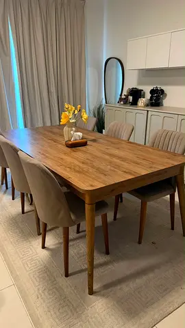 Wooden dining with 6 chairs - Excellent Condition