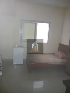 NEAR LULU,NEAT AND CLEAN FAMILY BUILDING APPARTMENT NEAR KACHA PARKING