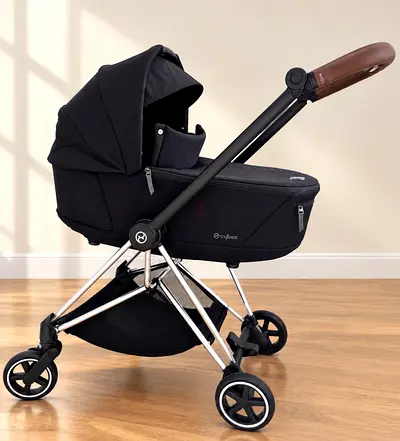 Cybex Mios lux carry cot with frame stroller