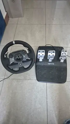 Logitech G920 Driving Force Racing Wheel & Pedals (No Box)