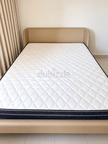 King size bed with mattress - 180 x 200 cm, brand new condition