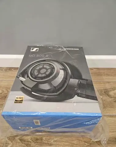 Sennheiser HD 800 S | Like New | Full Set | Overseas Warranty
