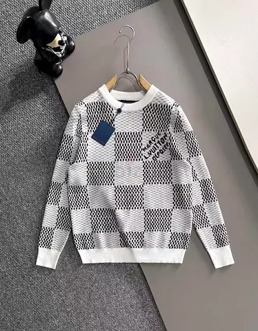 Louis Vuitton sweatshirt for men