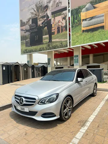 2015 Mercedes-BENZ E-CLASS 照片 1