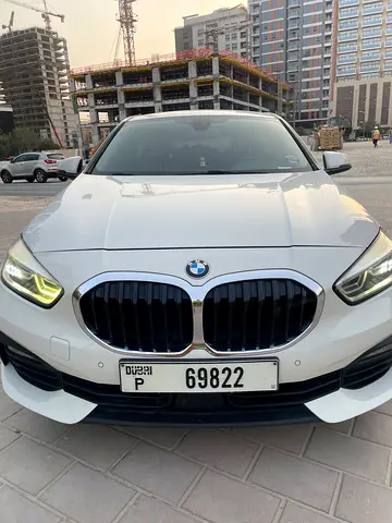 2021 BMW 1-SERIES photo 3