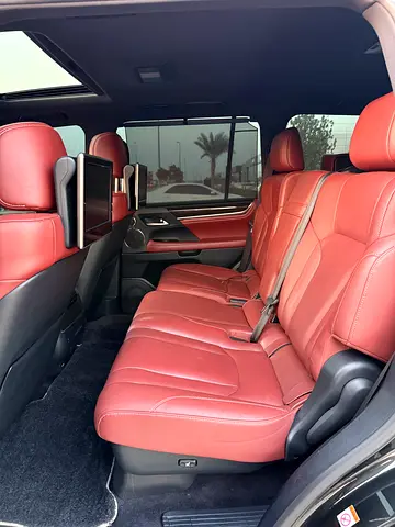 صورة 7 لـ 2018 Lexus LX-SERIES