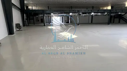 موقع مميز | رئيسي | مساحه واسعه | تصميم عصري | ميزانين | تكيف مركزي | فاير سيستم | نظام دفاع مدني | مناسب لاي نشاط | كهربا 3فاز | ارتفاع | اول ساكن |