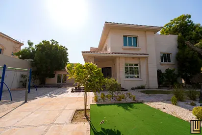 Luxury 6BR Villa | Private Pool & Garden | Al Barsha 3