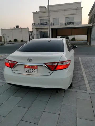 2017 Toyota CAMRY — миниатюра 16