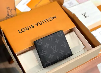 Louis Vuitton Monogram Eclipse Men's Bi-Fold Wallet - Black