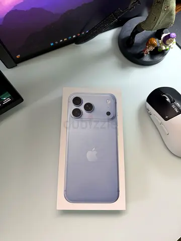 Brand new sealed iPhone 18 Pro (boxed) - Glacier