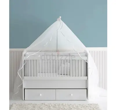 Convertible Wooden Baby Crib with Storage Drawers