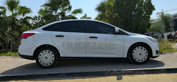 Full Original Paint Ford Focus Eco-Boost 1.5L GCC Specs For Only Cash 12500Dhs