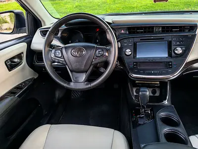 2017 Toyota AVALON — фото 11