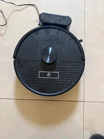 Robot Vacuum Cleaner with Charging Base