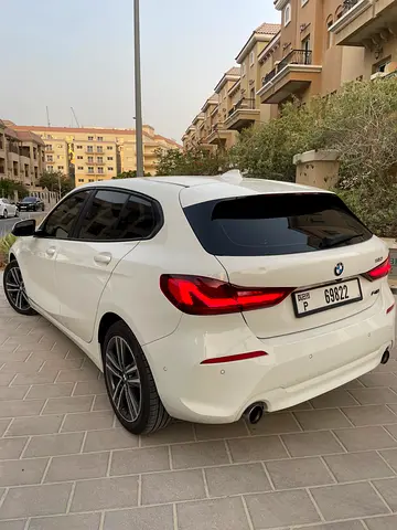 2021 BMW 1-SERIES photo 7