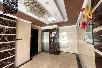 للبيع بناية مميزة سكني تجاري – بعائد مميز الجرف 3