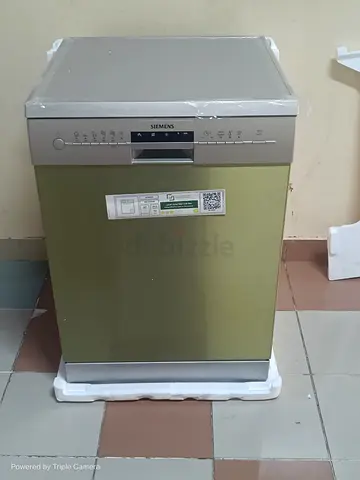 Siemens Dishwasher 2 racks new