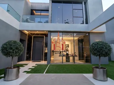 Luxury 5BHK Townhouse | Premium Living | Spacious & Elegant