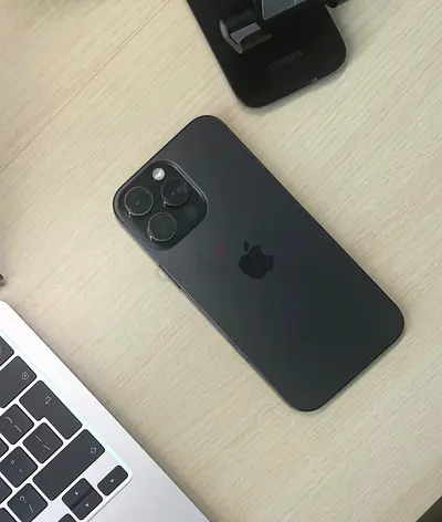 iPhone 15 Pro Max - 256 GB - Black Titanium
