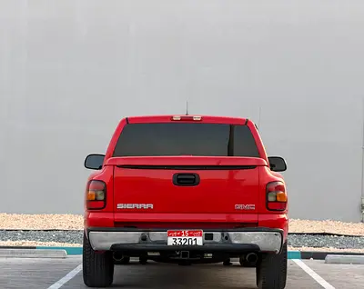 صورة 8 لـ 2005 GMC SIERRA