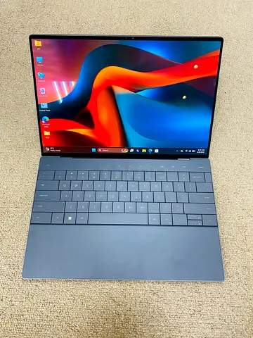 Dell XPs 13 inch slim Touch 32 gb ram 1 tb