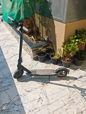 Xiaomi Essentials E-Scooter