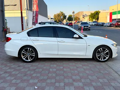 2014 BMW 3-SERIES 照片 9
